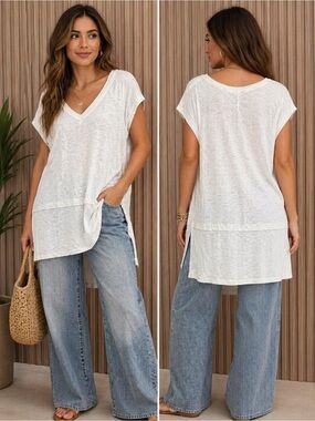 We The Free Textured White and Gray V-Neck Layered Tunic Top XS Oversized